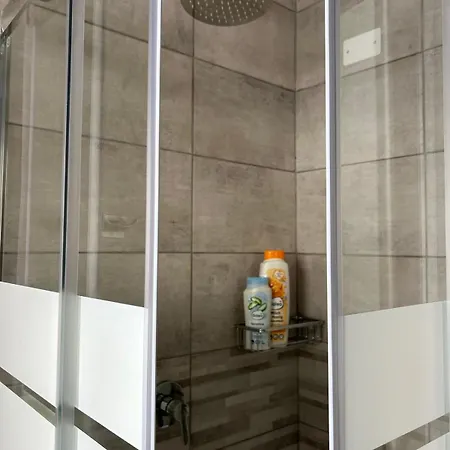 Timco With Balcony And Air-conditioner * 토르노
