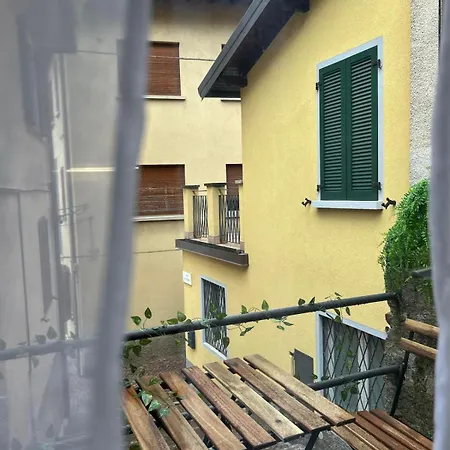 Timco With Balcony And Air-conditioner 아파트 *