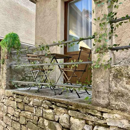 아파트 Timco With Balcony And Air-conditioner 토르노