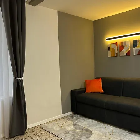 Timco With Balcony And Air-conditioner Apartment Torno