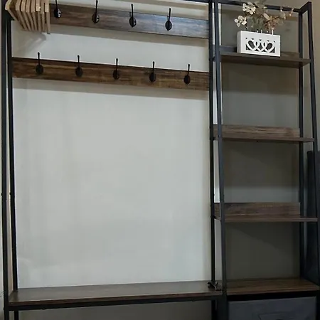 Timco With Balcony And Air-conditioner Apartment *